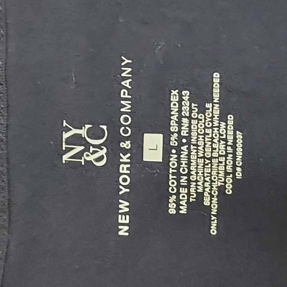 NY&C Tank top bundle of 2 white and navy. - Picture 2 of 3